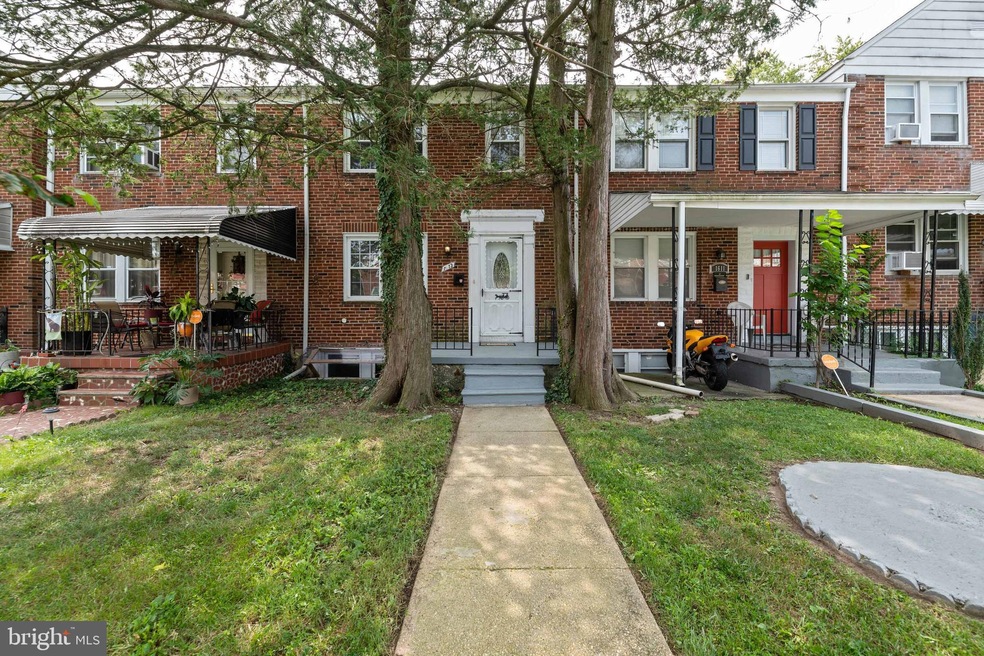 1613 Northgate Rd, Baltimore, MD 21218 - photo 1