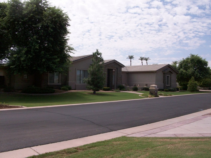 Residence Photos - Inside & Out 024