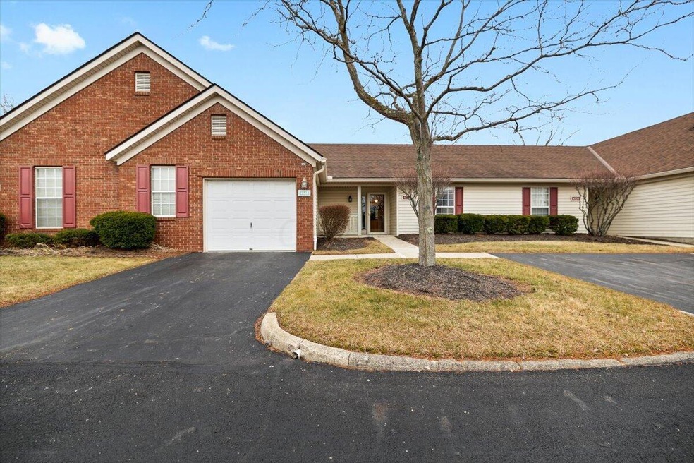 01-Front-4532 White Leaf Way - 24