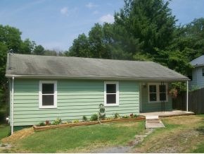 717 E Maple St, Johnson City, TN 37601 - photo 1