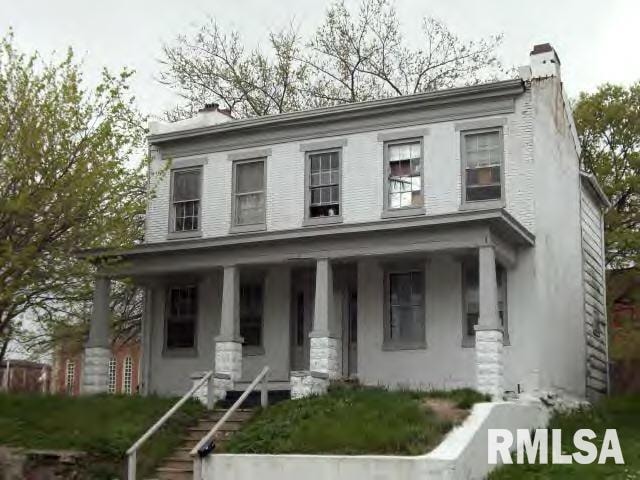 2420 Salem Ct, Bettendorf, IA 52722 - photo 1