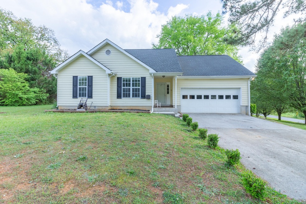 656 Mcentire Cir, Chatsworth, GA 30705 - photo 1