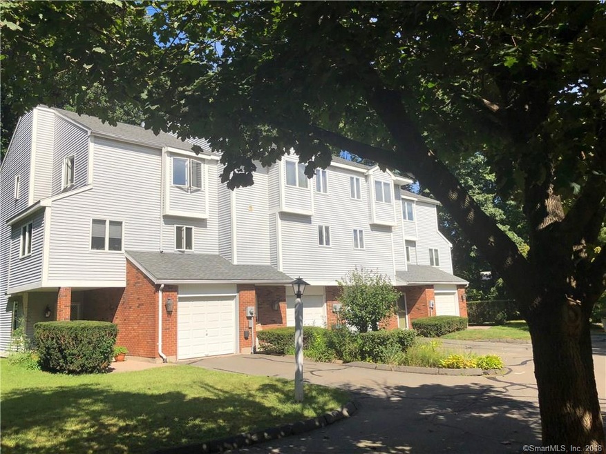 42 Brinley Way, Newington, CT 06111 - photo 1