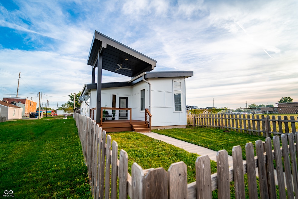 1112 Spann Ave, Indianapolis, IN 46203 - photo 1