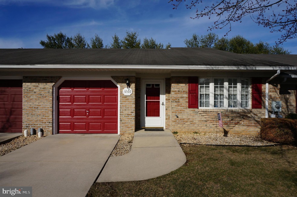 1066 Matthew Ct, Hagerstown, MD 21742 - photo 1
