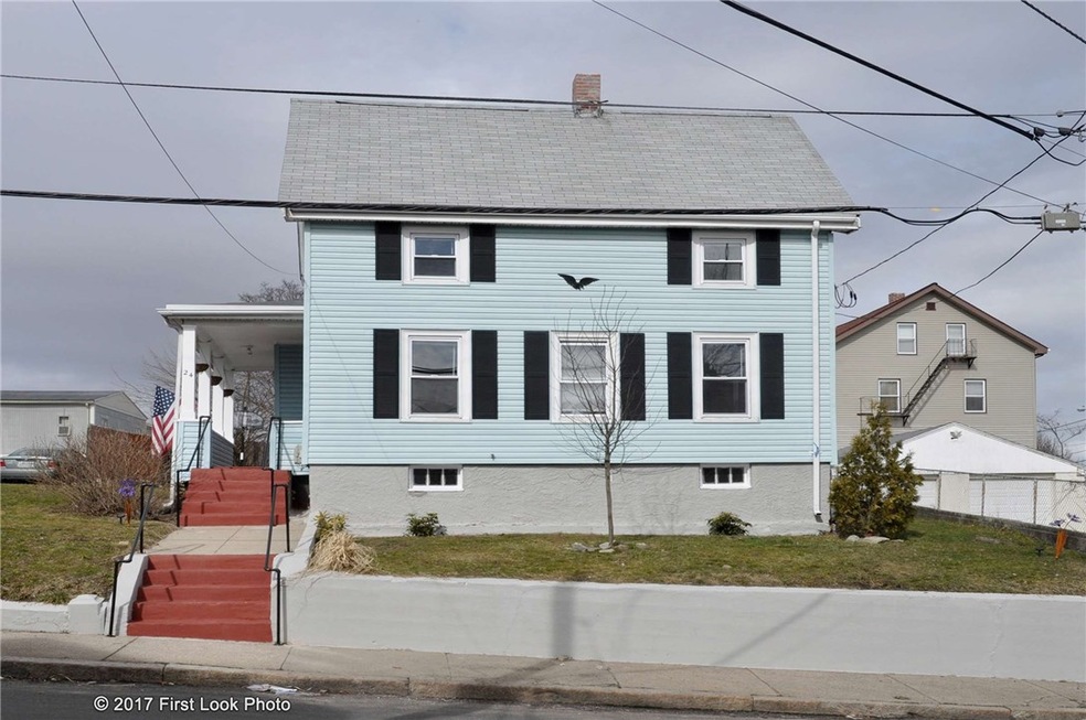 24 Tower St, Pawtucket, RI 02860 - photo 1
