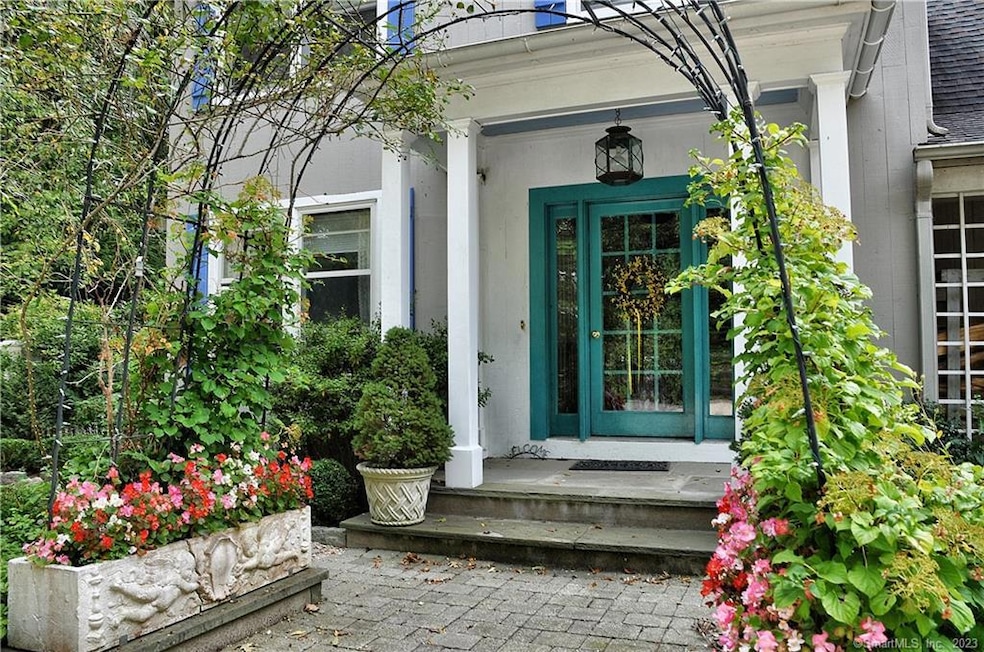 42 Cowles Rd, Woodbury, CT 06798 - photo 1