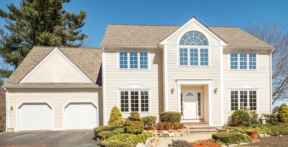 8 Bridle Path Dr, Northborough, MA 01532 - photo 1