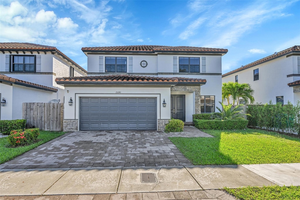 25241 SW 118th Ave, Homestead, FL 33032 - photo 1