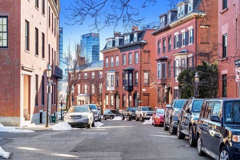 24 Harvard St unit 4, Charlestown, MA 02129 - photo 1