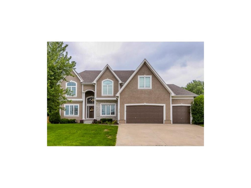 Fresh New Exterior Paint just 4 months ago!  Great