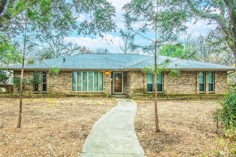 1904 Hollyhill Ln, Denton, TX 76205 - photo 1