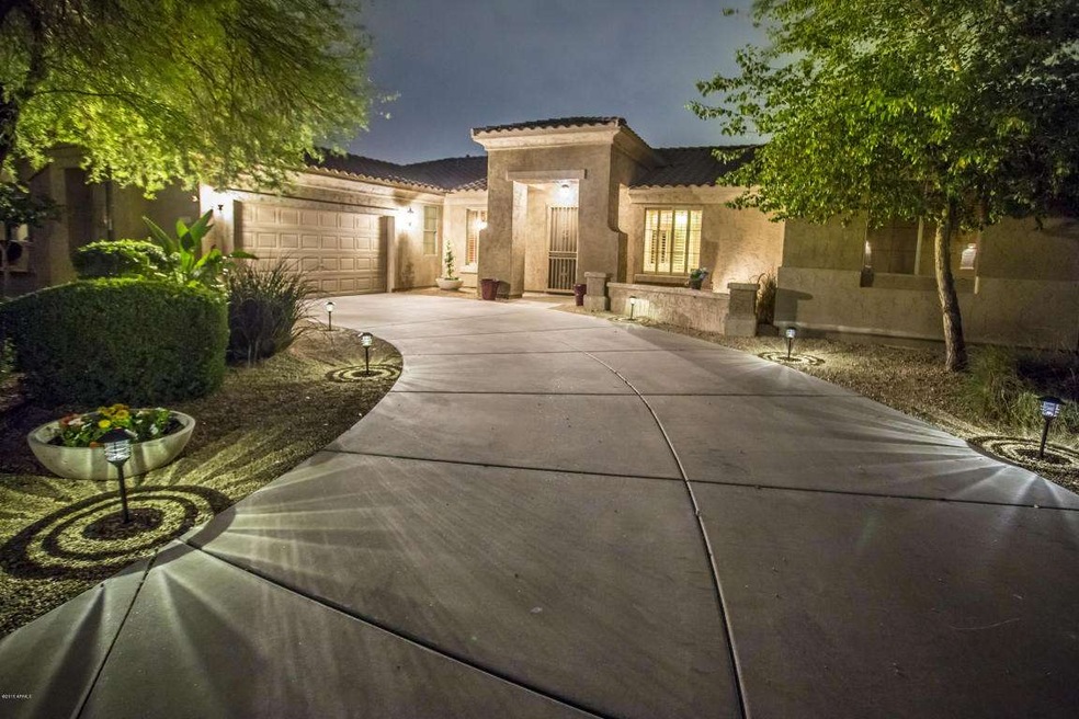 7795 E Adobe Dr