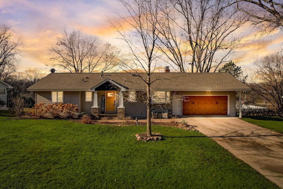 5216 Birch Rd, Minnetonka, MN 55345 - photo 1