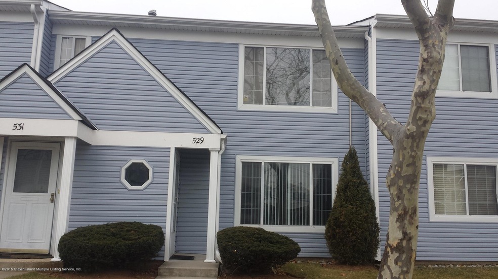 529 Correll Ave unit 19, Staten Island, NY 10309 - photo 1