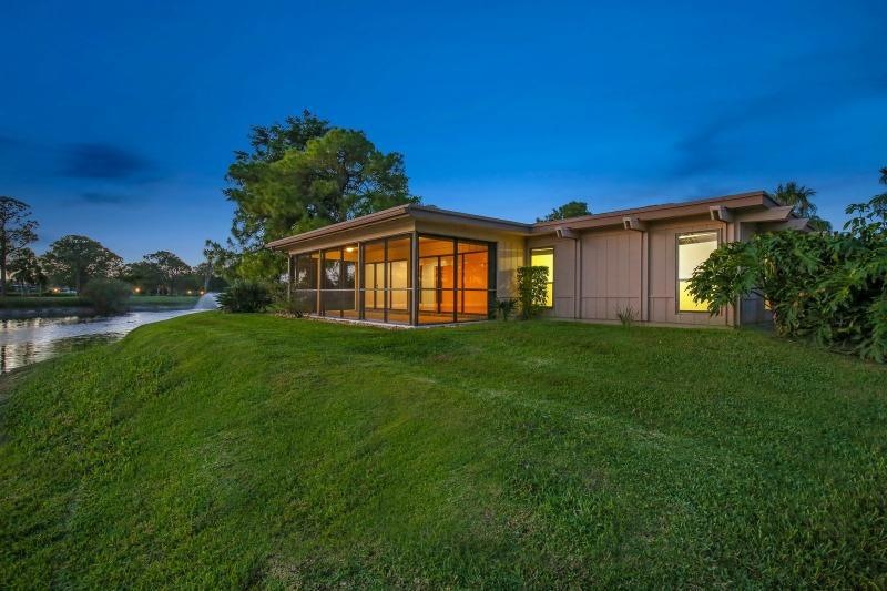 13713 Whispering Lakes Ln, West Palm Beach, FL 33418 - photo 1