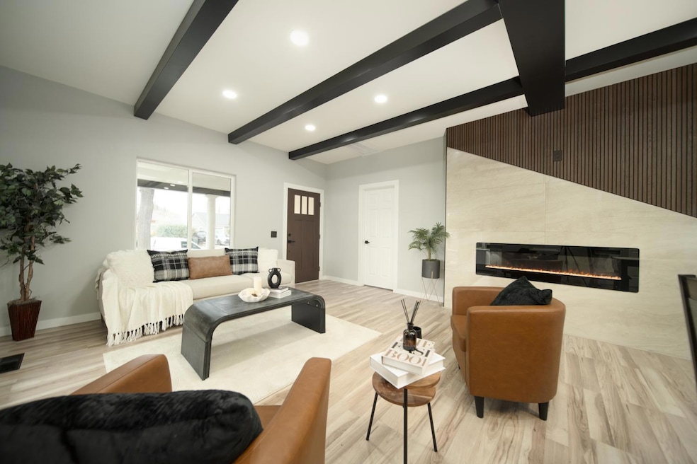 3060 7th St, Ceres, CA 95307 - photo 1