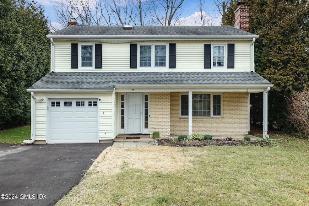 21 Innis Ln, Old Greenwich, CT 06870 - photo 1