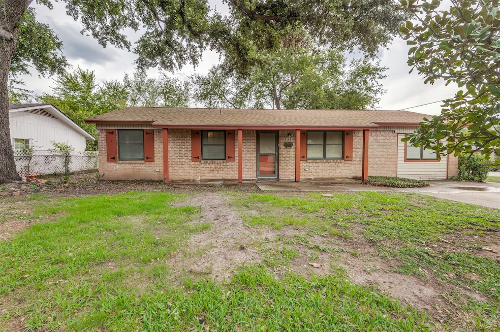 For Rent $1,950/month