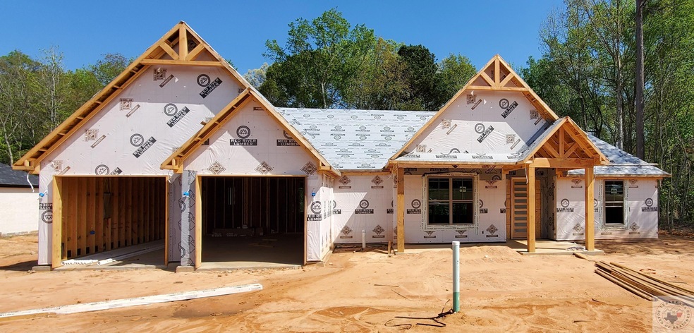 1052 Brown Dr, Wake Village, TX 75501 - photo 1