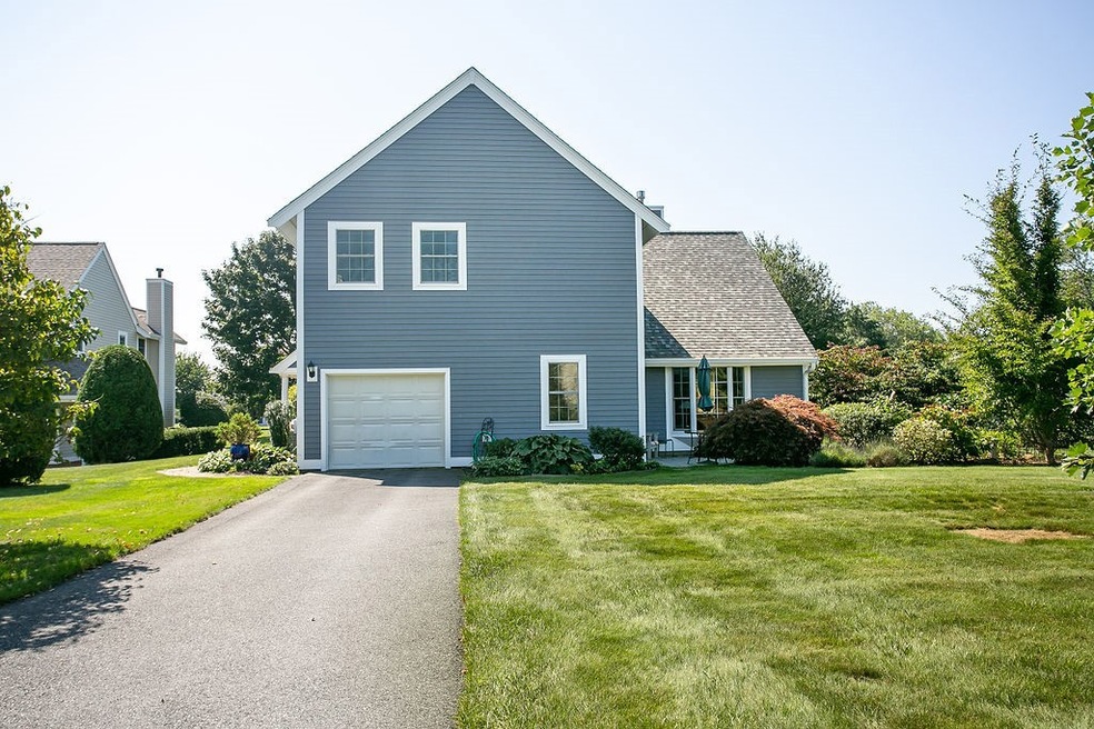 403 Corey Ln, Middletown, RI 02842 - photo 1