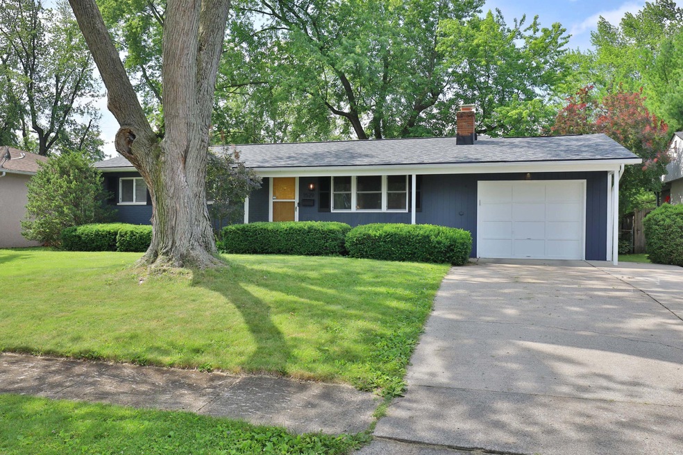 1529 Fahlander Dr S, Columbus, OH 43229 - photo 1