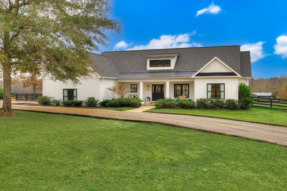 576 Mcintosh Loop, Aiken, SC 29805 - photo 1