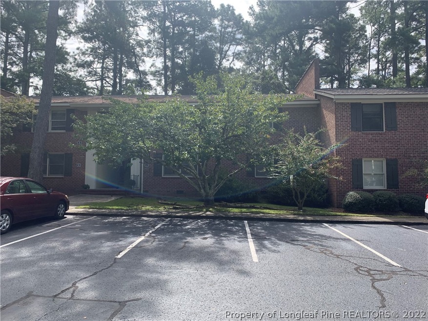 230 Pinecrest Dr unit 19, Fayetteville, NC 28305 - photo 1