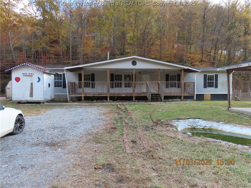 3142 Buffalo Creek Rd, Amherstdale, WV 26507 - photo 1