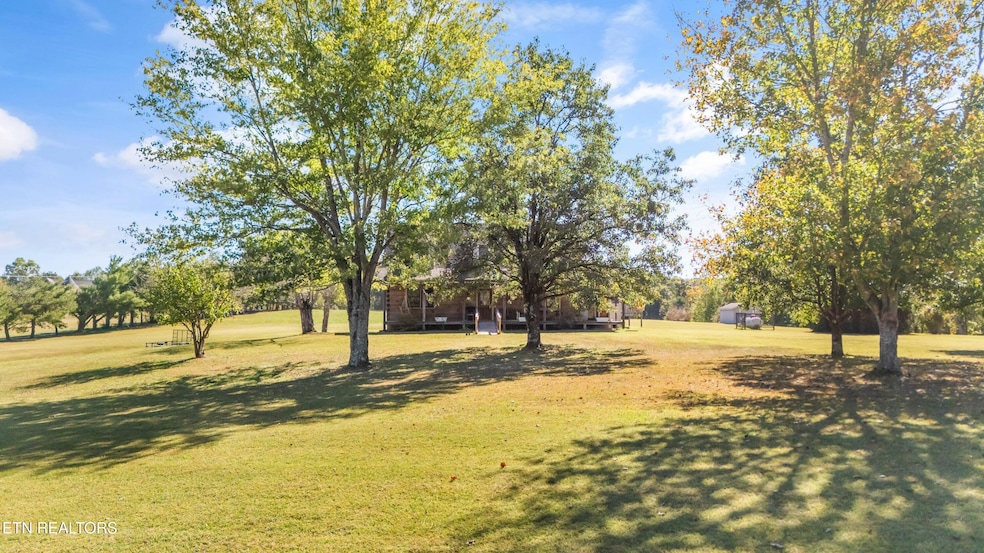 Pending $649,900 • Co-Listing Agent