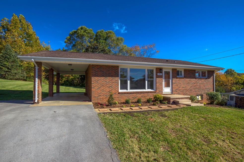 1417 Valley View Dr, Johnson City, TN 37601 - photo 1