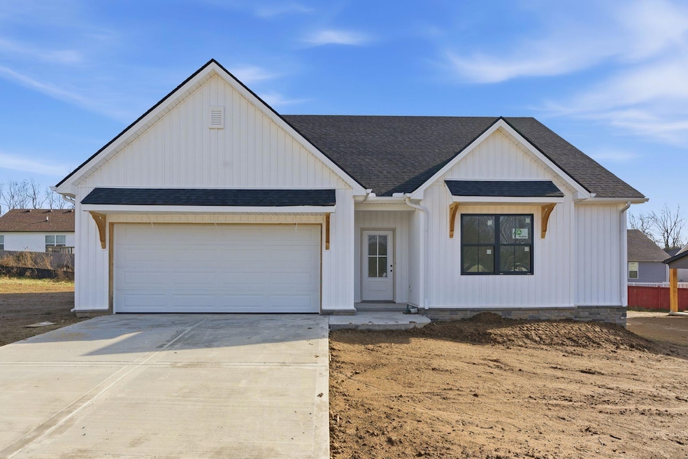 104 Bison Way, Stamping Ground, KY 40379 - photo 1