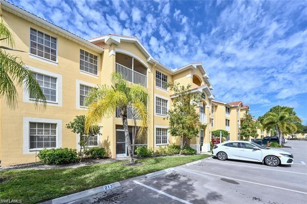 4630 Saint Croix Ln unit 834, Naples, FL 34109 - photo 1