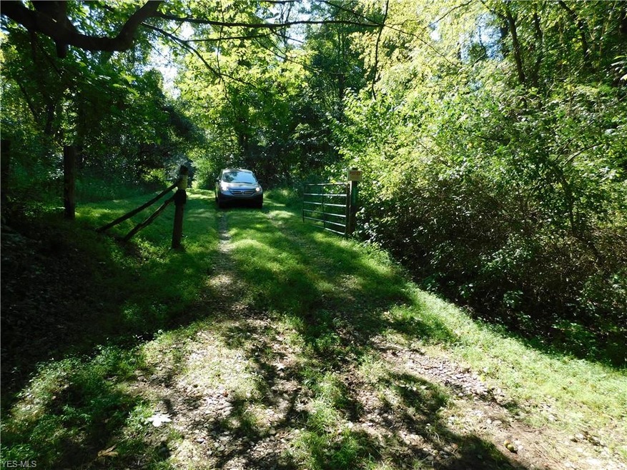 Driving out of the property, there is NO yard sign
