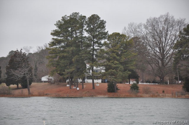 138 Hayden Rd, Weems, VA 22576 - photo 1