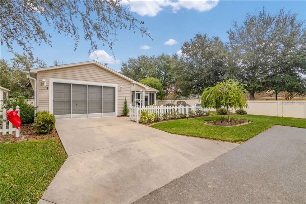 2651 Hastings Ln, The Villages, FL 32162 - photo 1