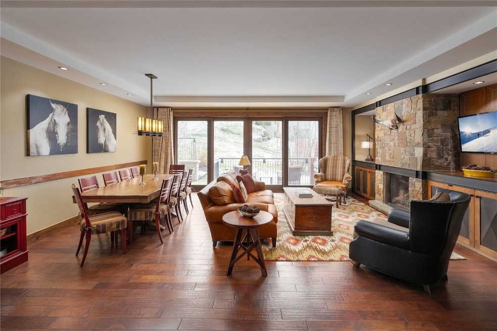 For Sale $4,590,000 • Co-Listing Agent