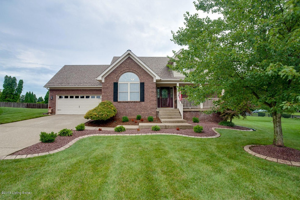 8403 Catalpa Springs Ct, Louisville, KY 40228 - photo 1