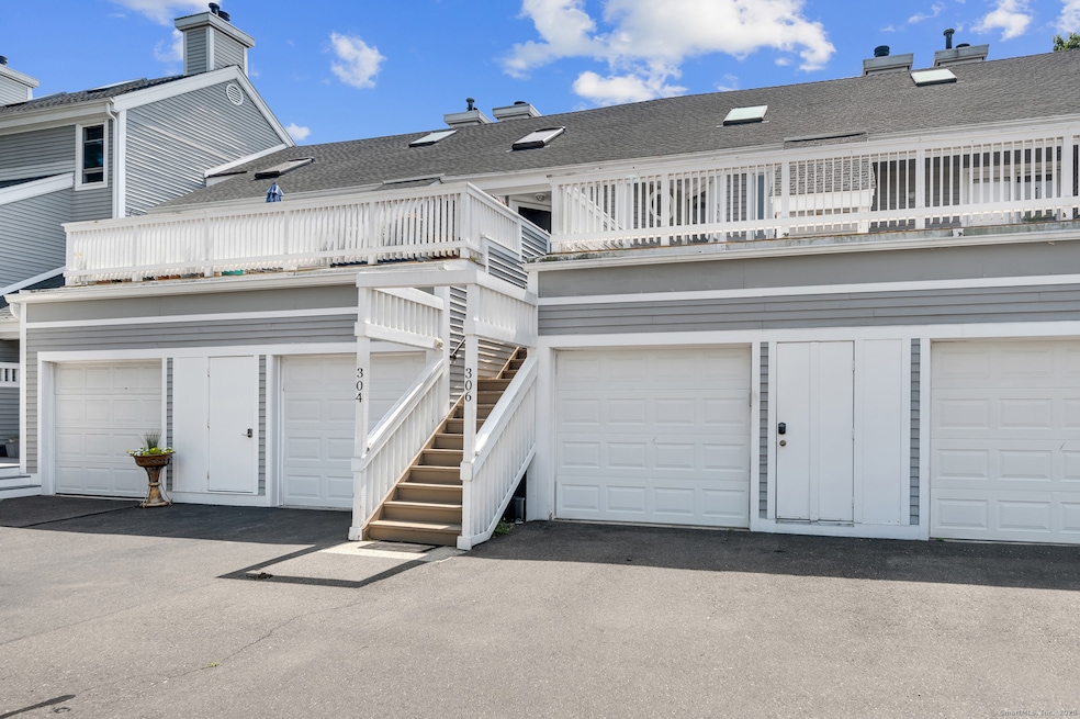 233 Mansfield Grove Unit 306
