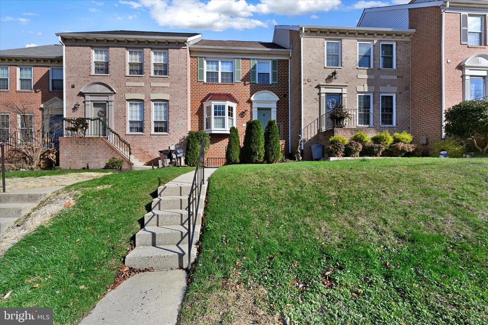 34 Roger Valley Ct, Parkville, MD 21234 - photo 1