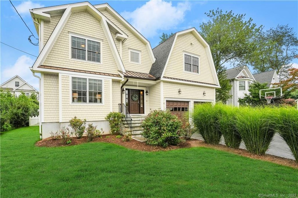 4 Carlton St, Fairfield, CT 06824 - photo 1