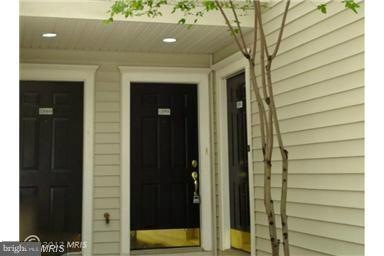 13058 Marcey Creek Rd unit 13058, Herndon, VA 20171 - photo 1
