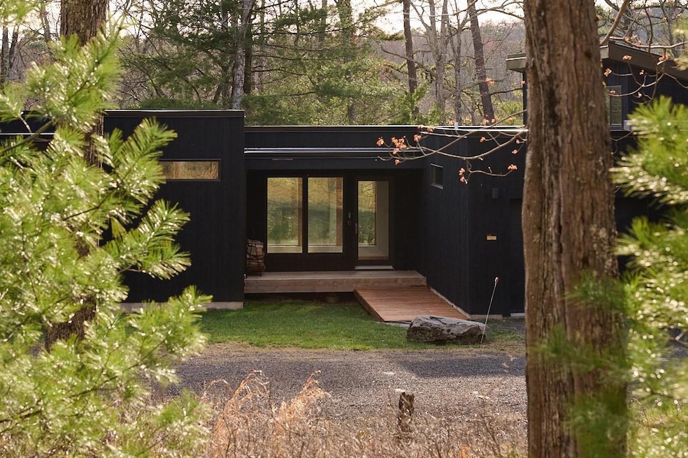 For Sale $895,000 • Co-Listing Agent