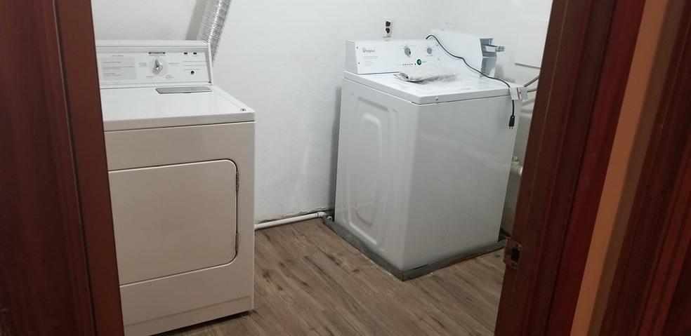 161 Neponset Valley Pkwy unit 6, Hyde Park, MA 02136 - photo 1