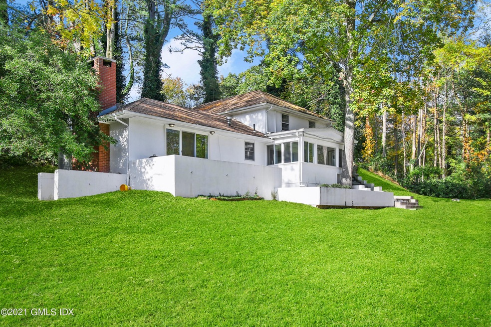 30 Sherwood Ave unit Cottage, Greenwich, CT 06831 - photo 1