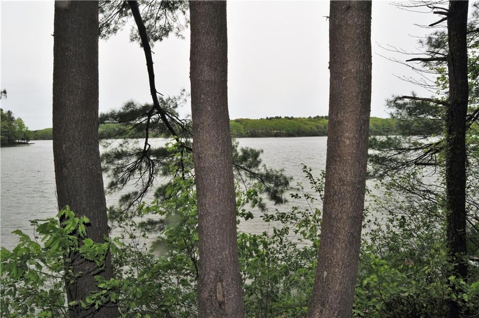 33 Mill Pond Rd, Kittery, ME 03904 - photo 1