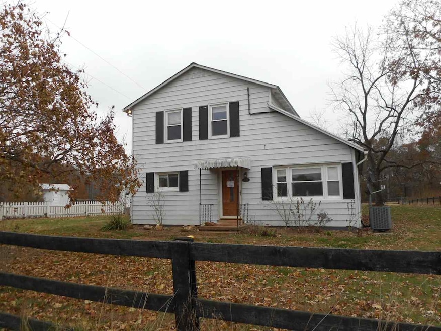 27114 Tatum Rd, Unionville, VA 22567 - photo 1