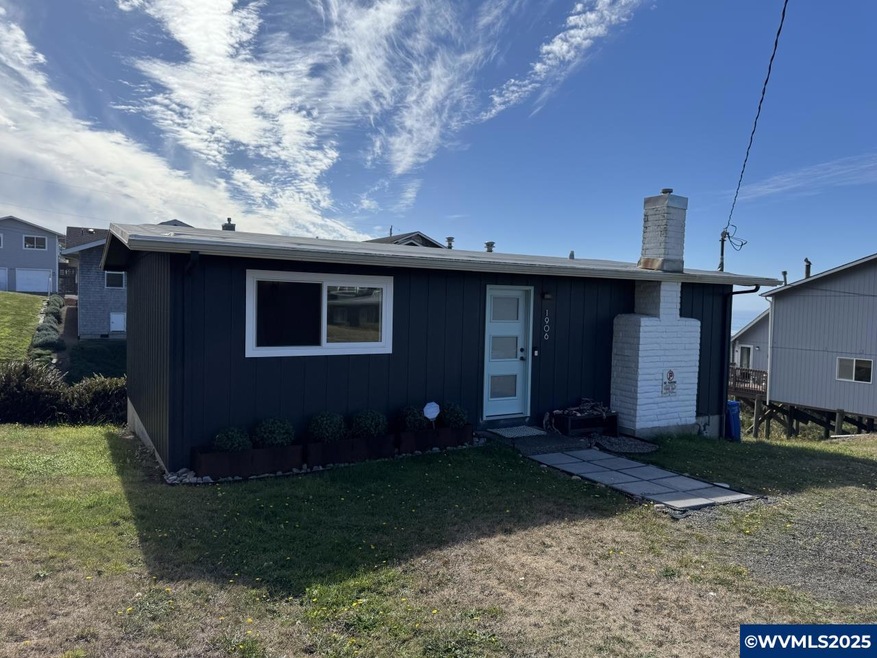 1906 NE 69th St, Lincoln City, OR 97367 - photo 1