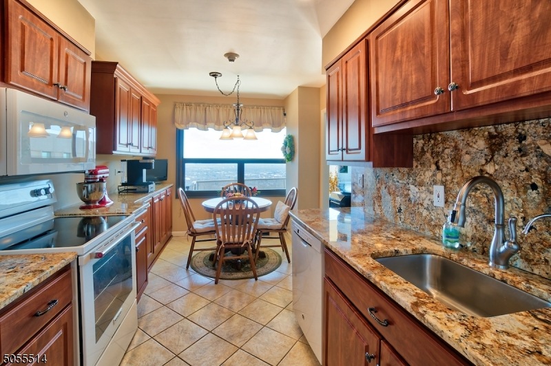 Claridge House II unit 12BE, Verona, NJ 07044 - photo 1