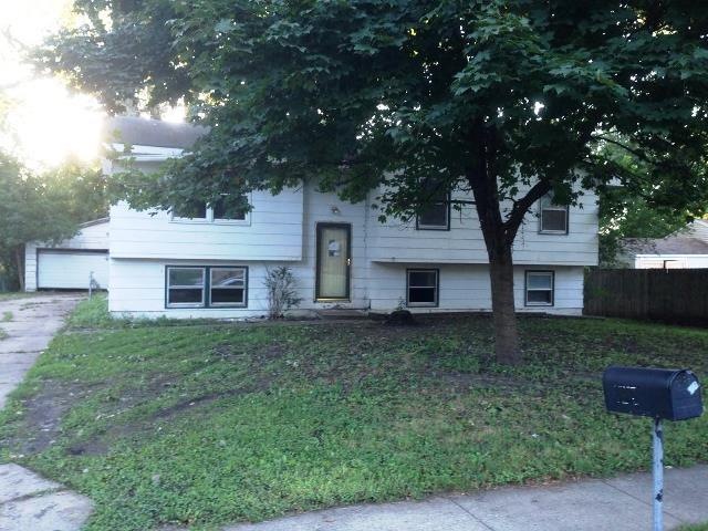 4015 E 28th St, Des Moines, IA 50317 - photo 1